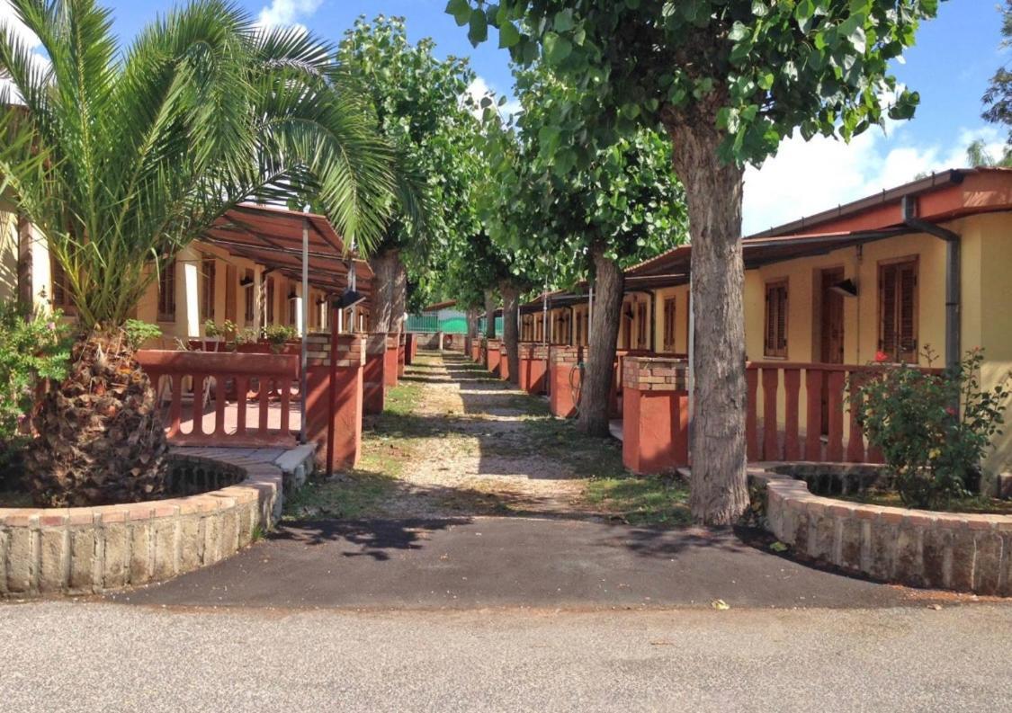 Onda Camping Village Ardea Exterior foto