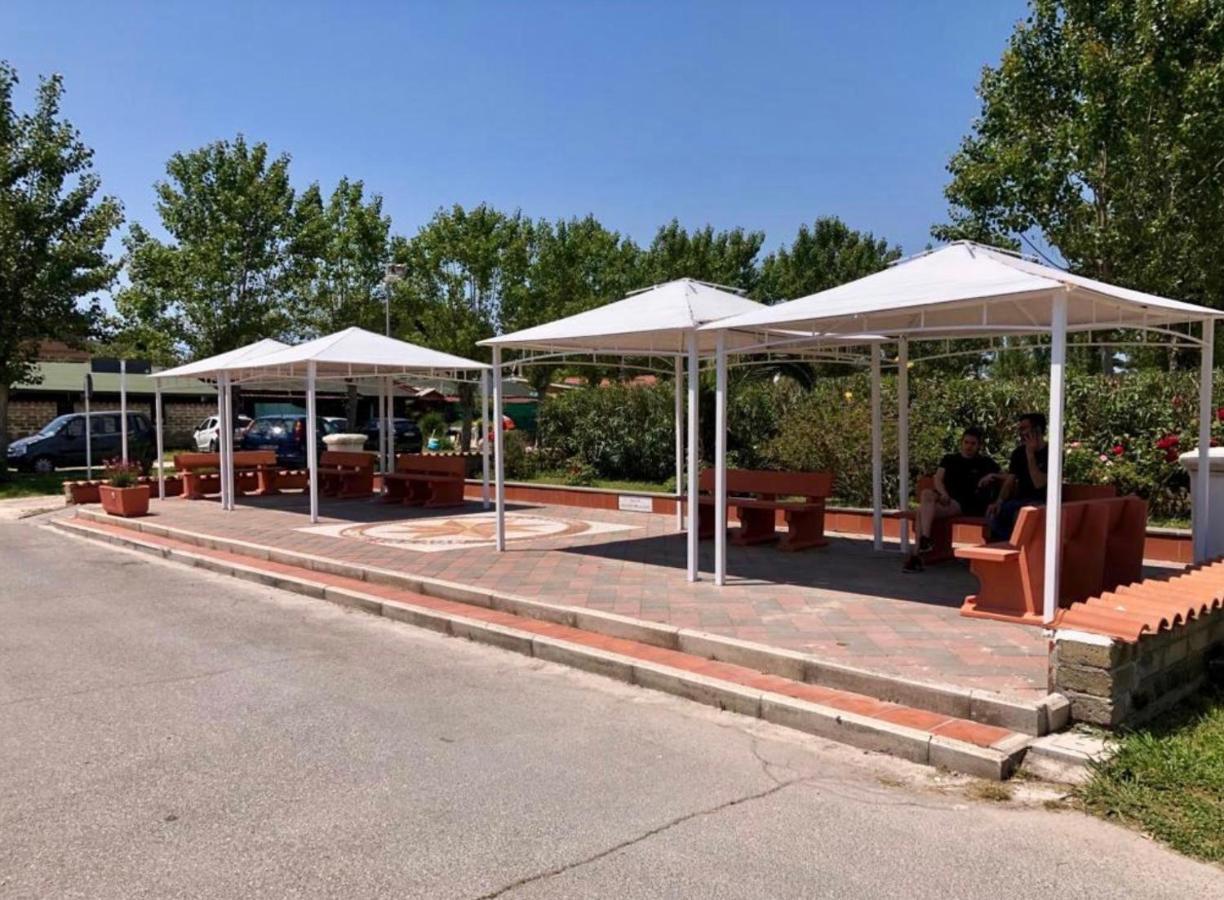 Onda Camping Village Ardea Exterior foto